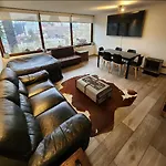 Luxurious Apartment With Jacuzzi And Location