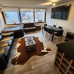 Luxurious Apartment With Jacuzzi And Location